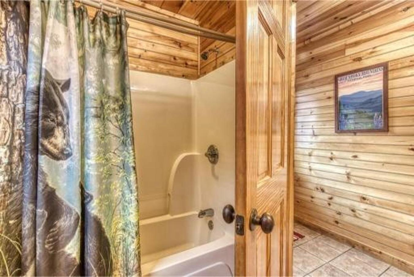 Dreams Come True With This Luxury Cabin! Гатлінбург Екстер'єр фото