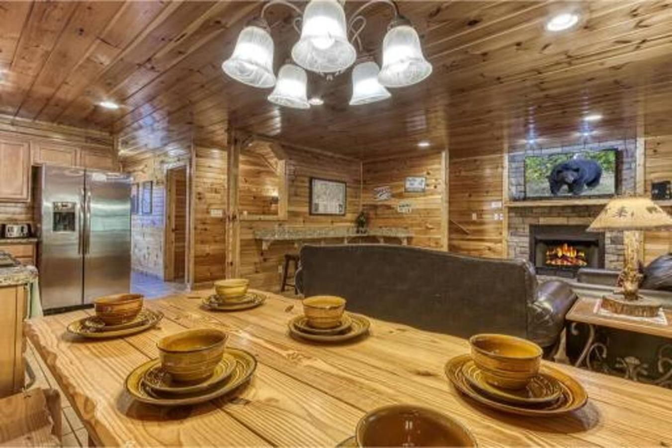 Dreams Come True With This Luxury Cabin! Гатлінбург Екстер'єр фото