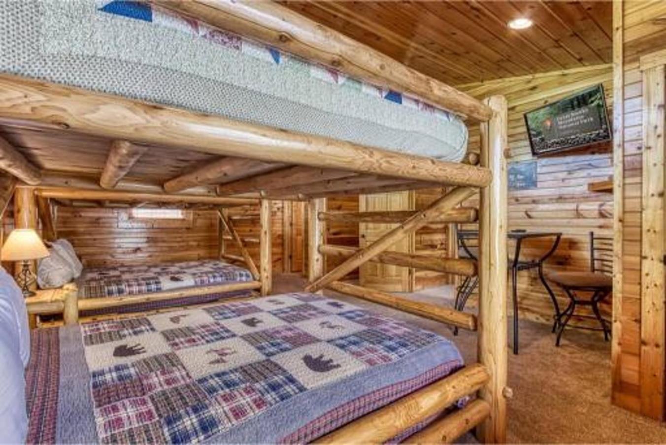 Dreams Come True With This Luxury Cabin! Гатлінбург Екстер'єр фото